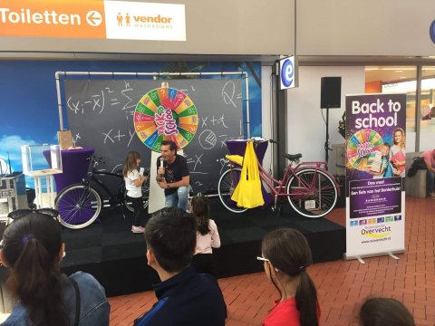 back-to-school-spelshow-inhuren-boeken